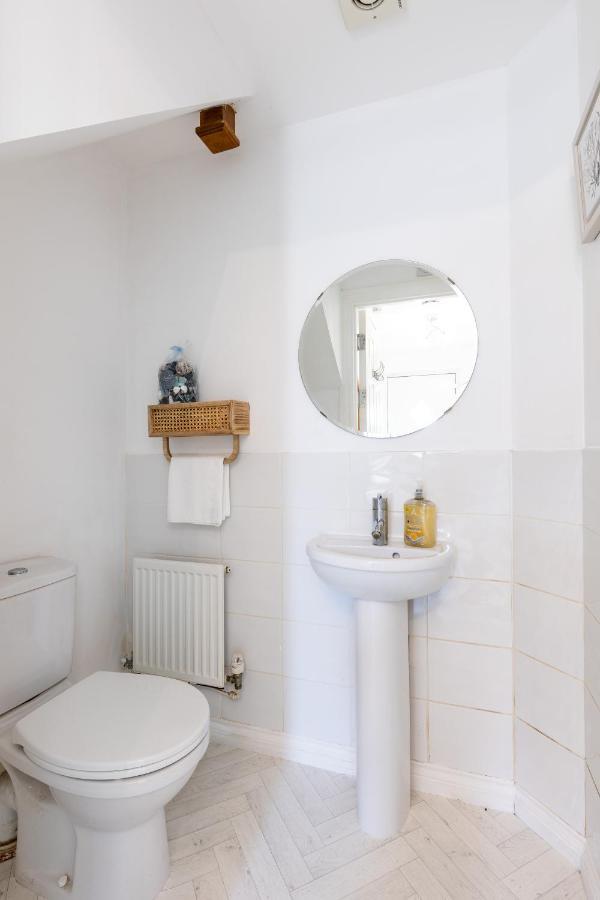 Coastal Retreat In Carmarthenshire Villa Llanelli Bagian luar foto
