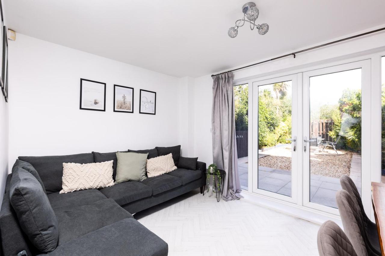 Coastal Retreat In Carmarthenshire Villa Llanelli Bagian luar foto